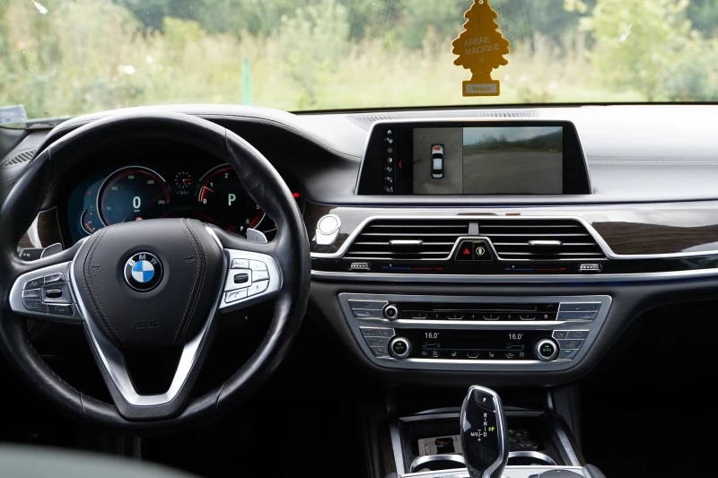 BMW 730 3.0 D X-Drive, снимка 9 - Автомобили и джипове - 52289336