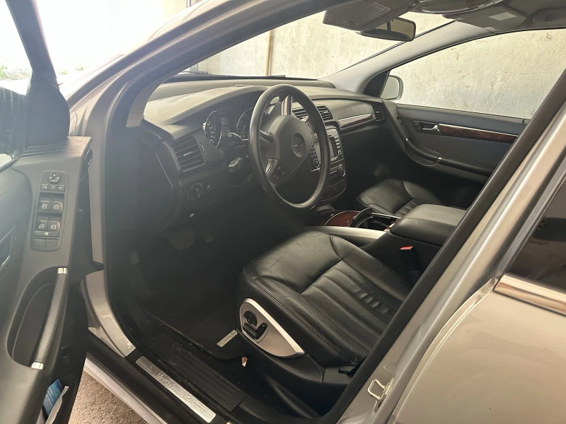 Mercedes-Benz R 320, снимка 3 - Автомобили и джипове - 52278459
