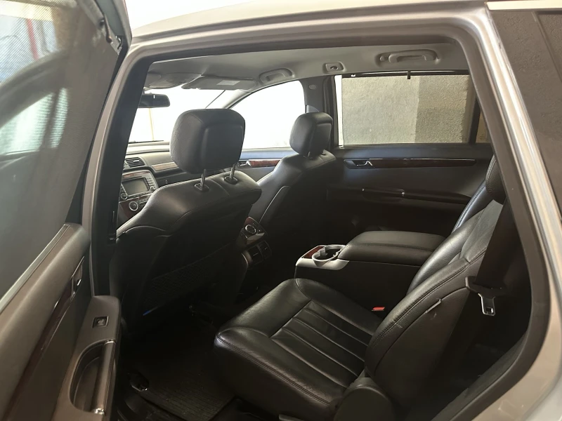 Mercedes-Benz R 320, снимка 9 - Автомобили и джипове - 52278459