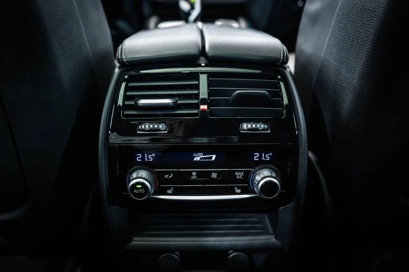 BMW 6 GT 630d* Xdrive* Pano* Лизинг* M* Обдух* Harman, снимка 17 - Автомобили и джипове - 52118756