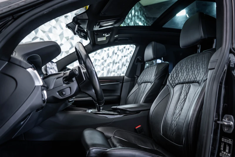 BMW 6 GT 630d* Xdrive* Pano* Лизинг* M* Обдух* Harman, снимка 8 - Автомобили и джипове - 52118756