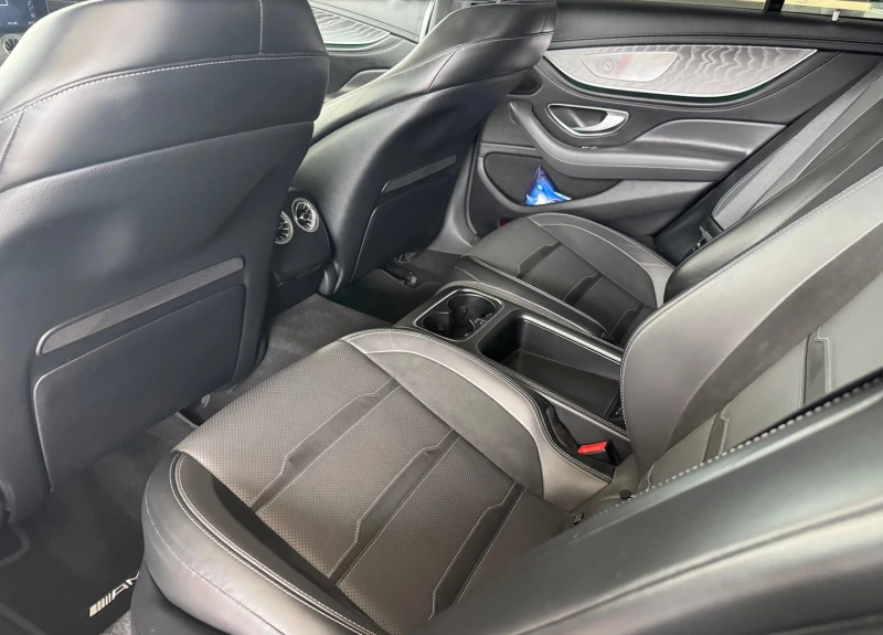 Mercedes-Benz AMG GT 43 4MATIC+ , снимка 11 - Автомобили и джипове - 52557704