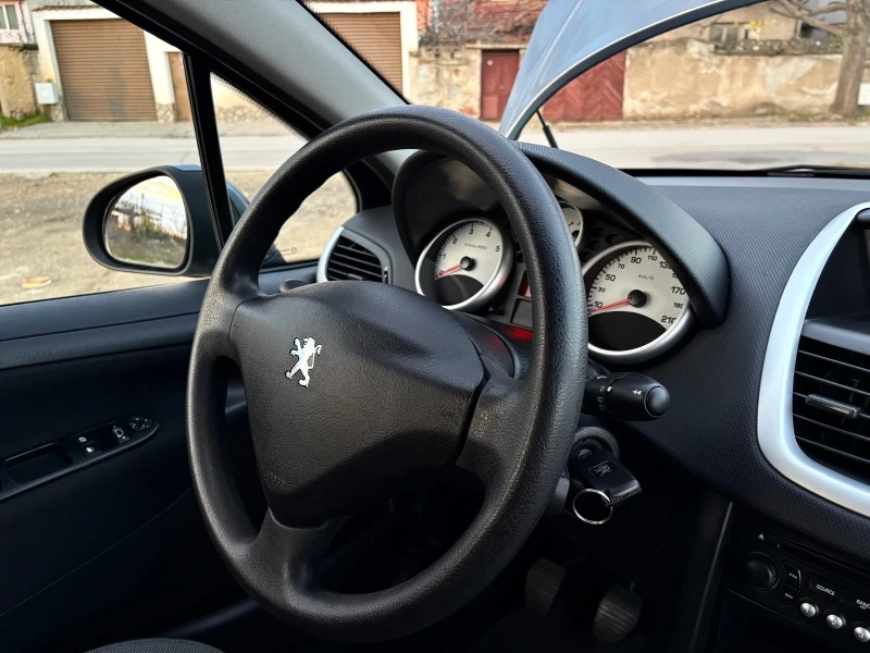Peugeot 207 1.4i 75к.с. Старият мотор* 153 000км* , снимка 10 - Автомобили и джипове - 52617678