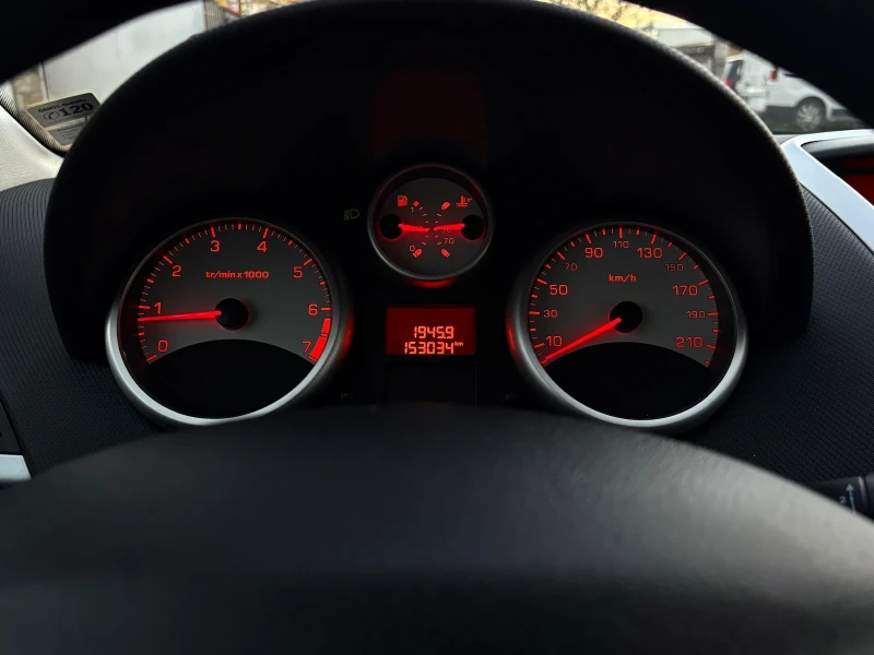 Peugeot 207 1.4i 75к.с. Старият мотор* 153 000км* , снимка 11 - Автомобили и джипове - 52617678