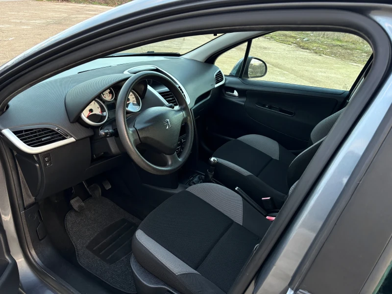 Peugeot 207 1.4i 75к.с. Старият мотор* 153 000км* , снимка 6 - Автомобили и джипове - 52617678