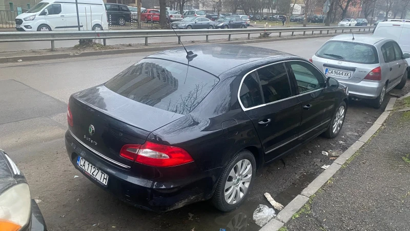 Skoda Superb 2000, снимка 4 - Автомобили и джипове - 53196800