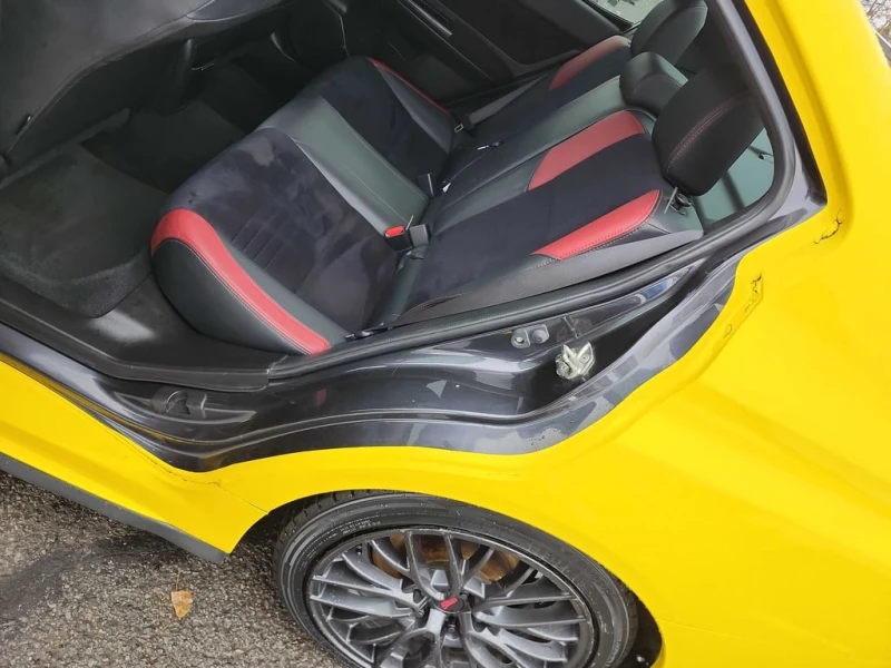 Subaru WRX * 4dr Sdn STI Man * CARFAX * БЕЗ ПЪРВОНАЧАЛНА ВНОС, снимка 16 - Автомобили и джипове - 53216596