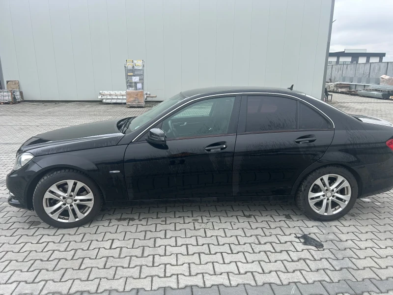 Mercedes-Benz C 200, снимка 3 - Автомобили и джипове - 53391444