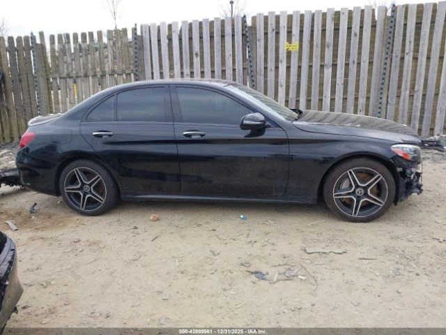 Mercedes-Benz C 300 4-Matic, снимка 13 - Автомобили и джипове - 53428873