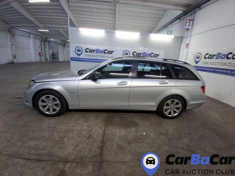 Mercedes-Benz C 200 2.2 CDI/FACE/РЕАЛНИ КИЛОМЕТРИ, снимка 4 - Автомобили и джипове - 54444868