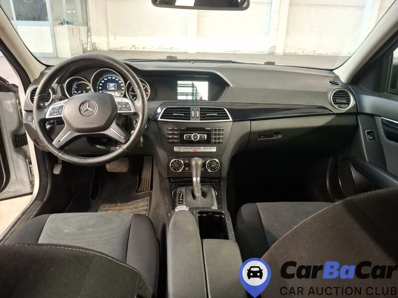 Mercedes-Benz C 200 2.2 CDI/FACE/РЕАЛНИ КИЛОМЕТРИ, снимка 13 - Автомобили и джипове - 54444868