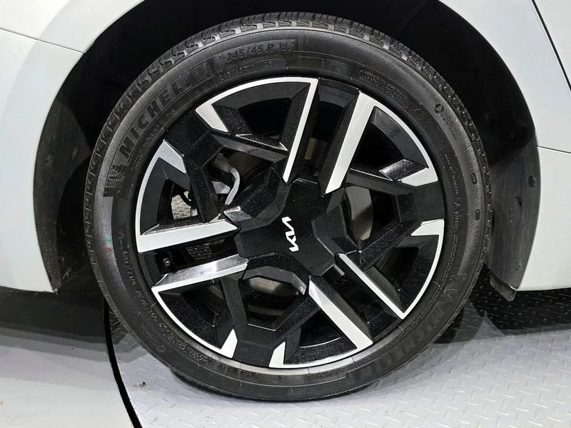 Kia K8 1.6 Automatic, снимка 5 - Автомобили и джипове - 55880472