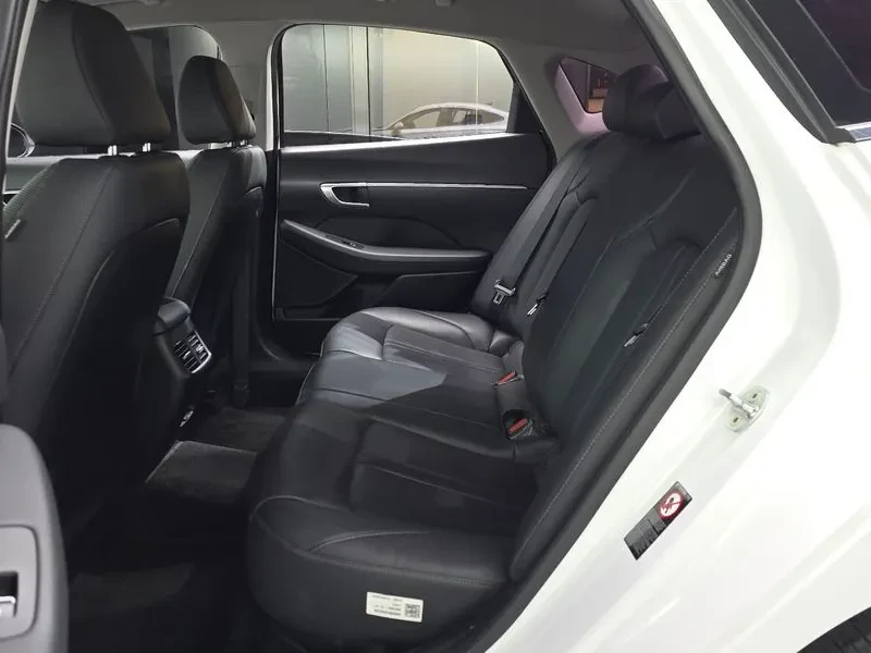 Hyundai Sonata 2.0 Lpg Smart, снимка 12 - Автомобили и джипове - 56657583