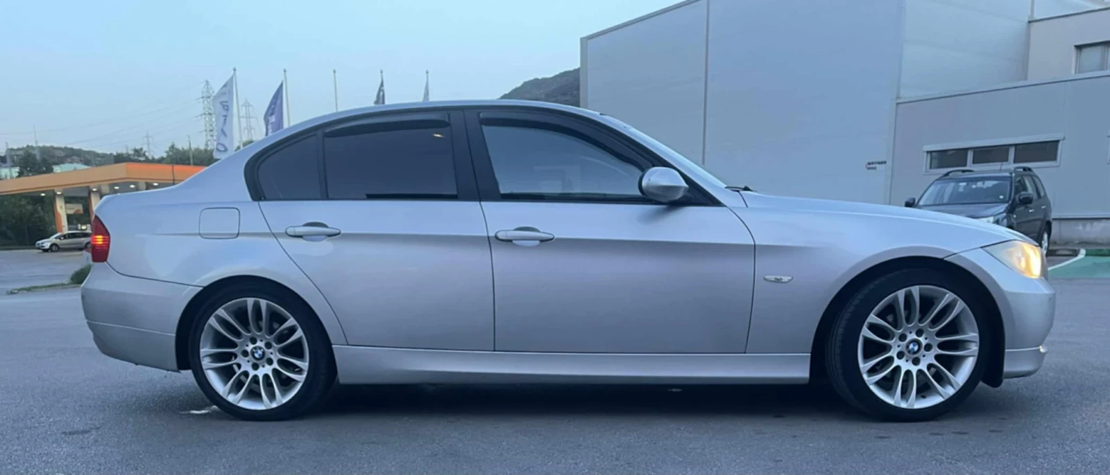 BMW 320 320i e90 - изображение 6