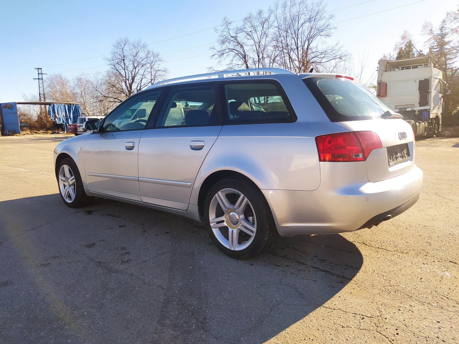 Audi A4 2.0TDI - изображение 7