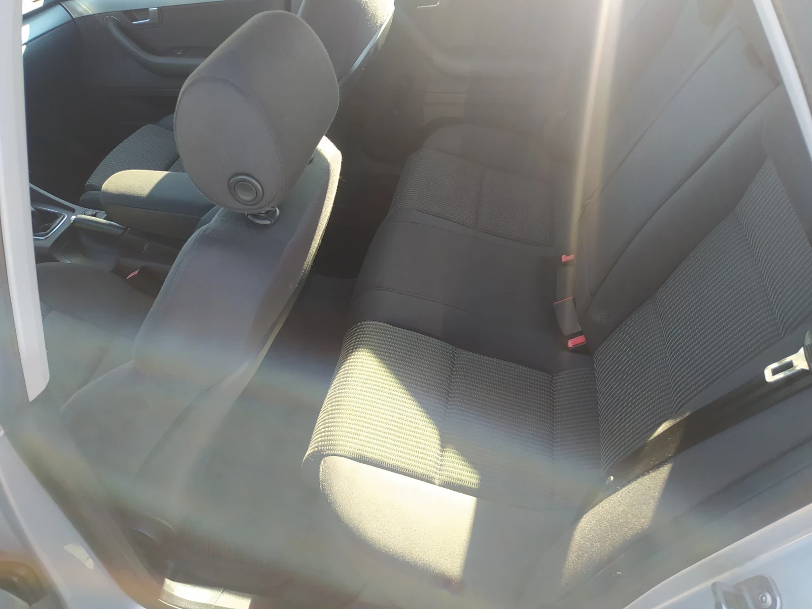 Audi A4 2.0TDI - изображение 8