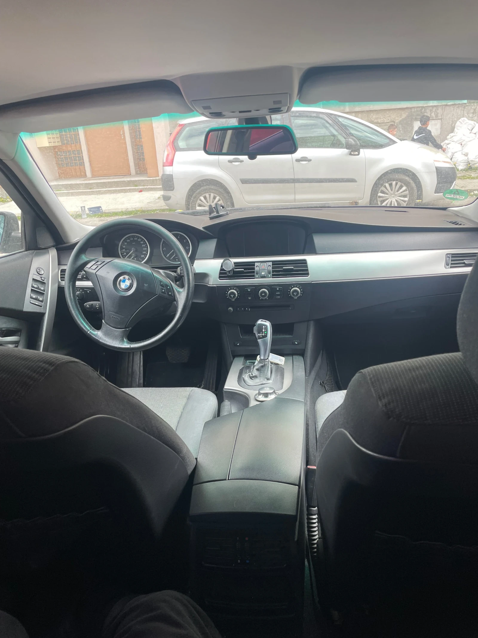 BMW 520  - изображение 4