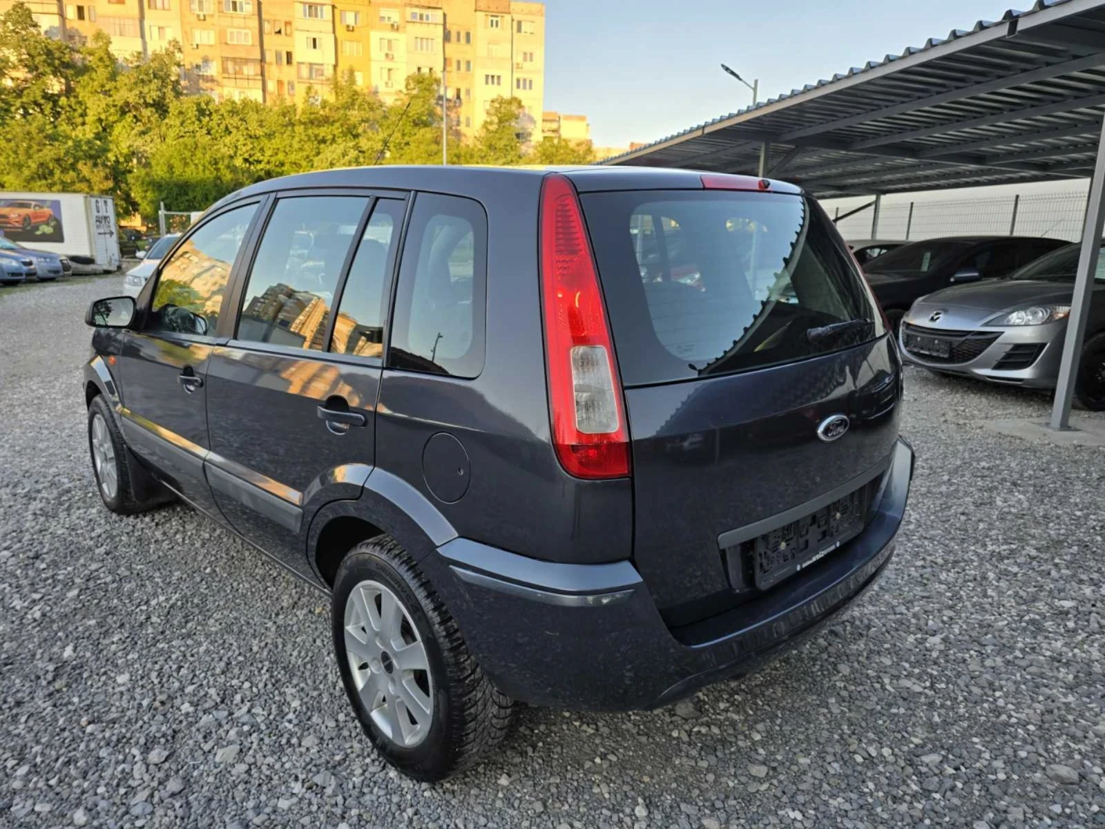 Ford Fusion 1.6tdci 90kc face  - изображение 2