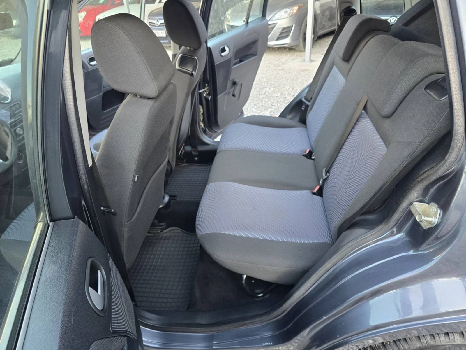 Ford Fusion 1.6tdci 90kc face  - изображение 7