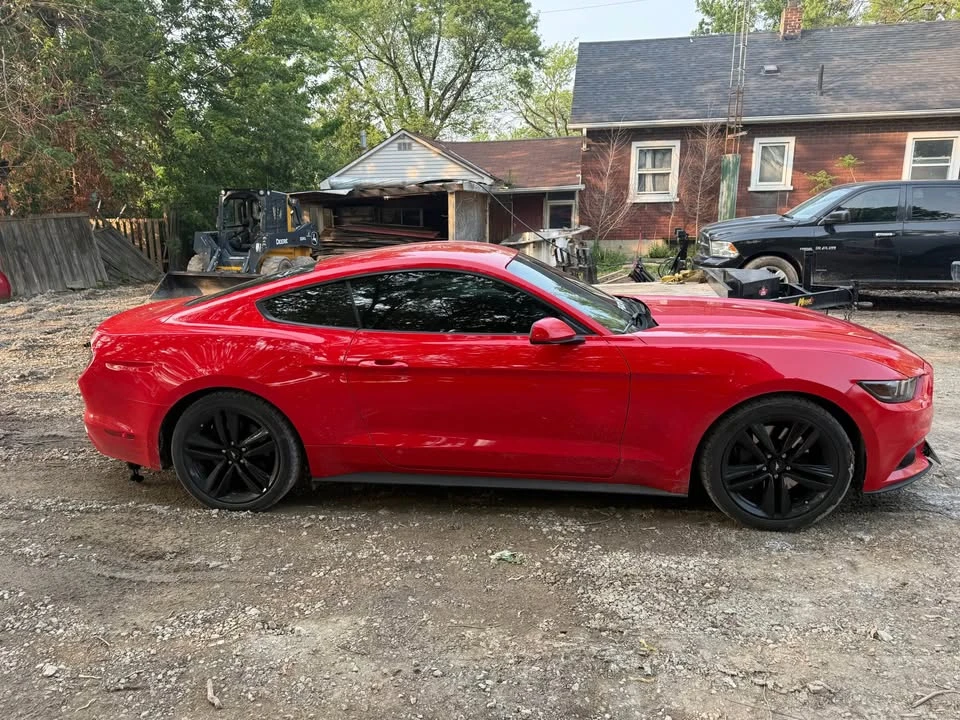 Ford Mustang * EcoBoost* HeadUp* * AвтоКредит* (ЦЕНА ДО БГ) - изображение 4