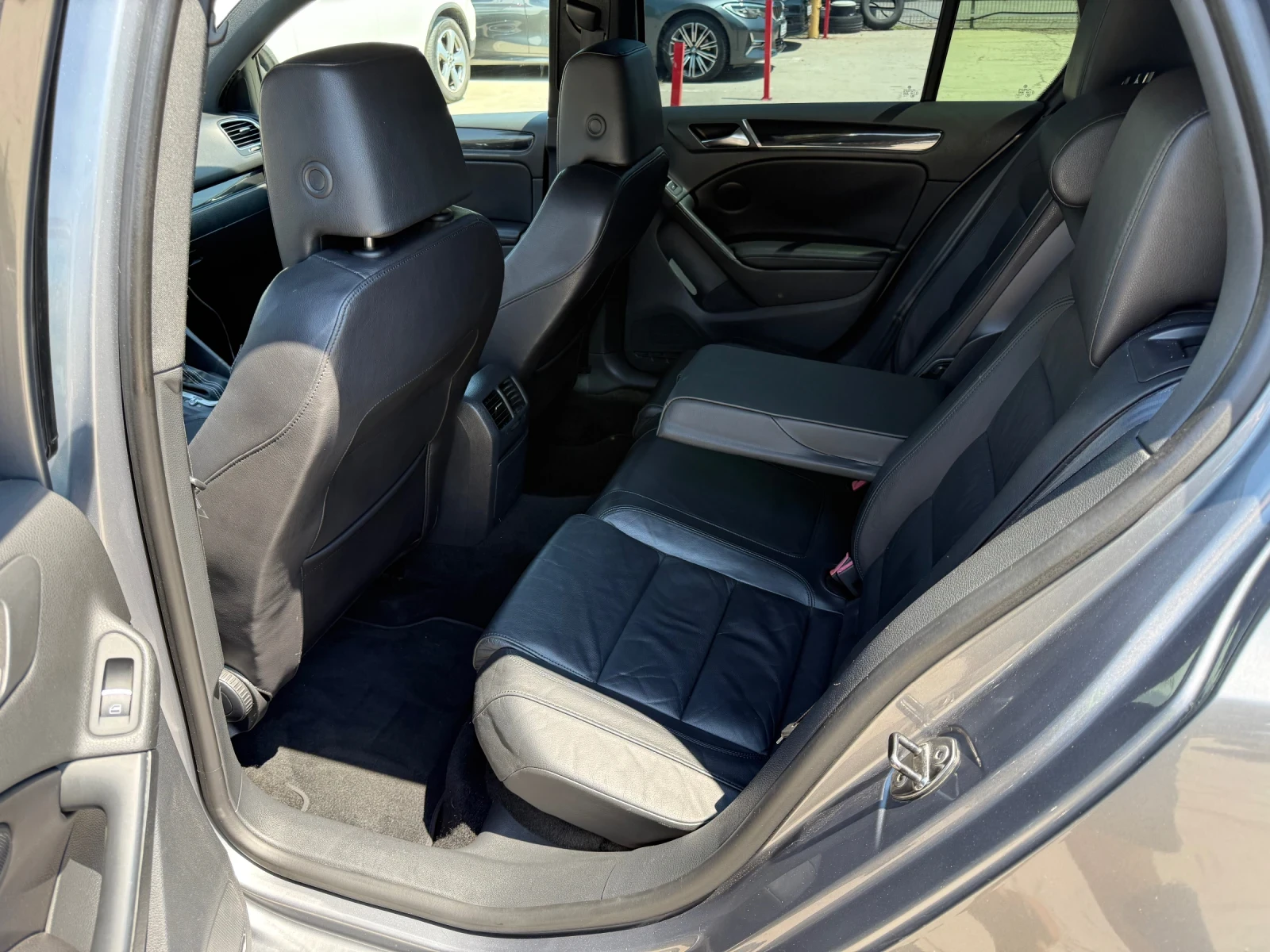 VW Golf GTD 2.0 TDI 170kc - изображение 9