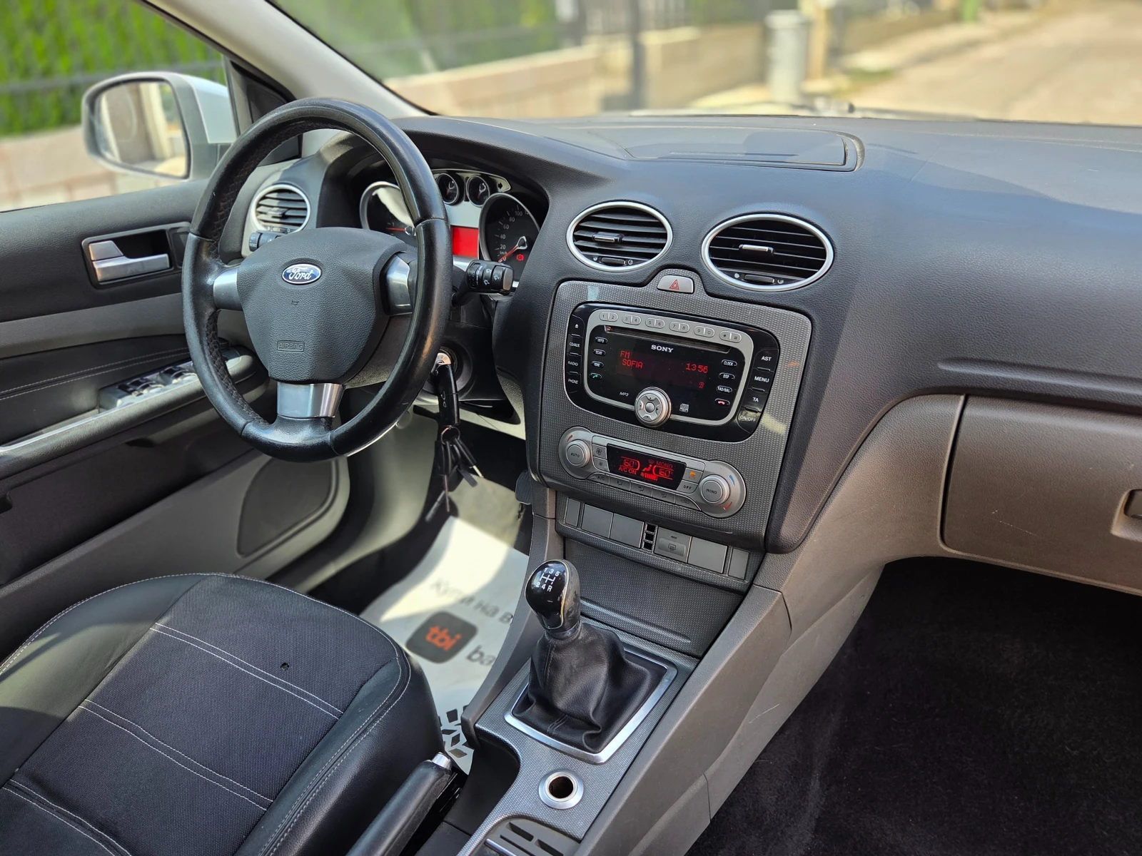 Ford Focus 1.6TDCi 90к.с. TITANIUM - изображение 10
