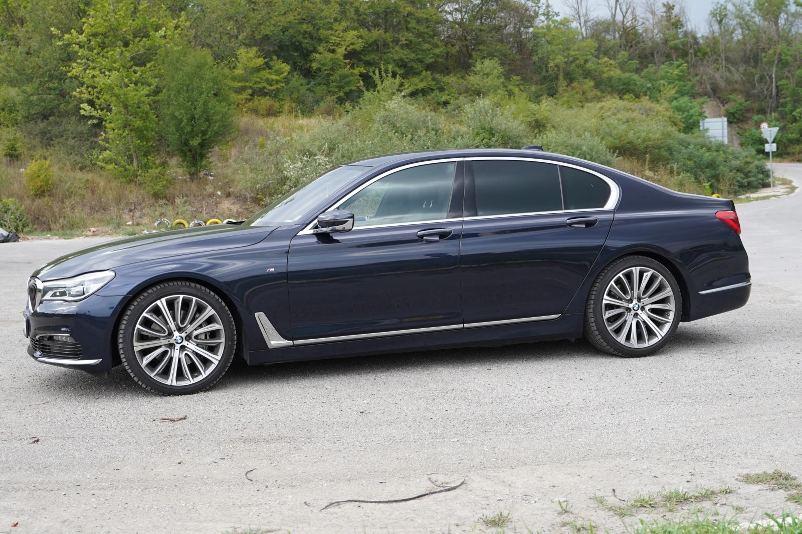 BMW 730 3.0 D X-Drive - изображение 4