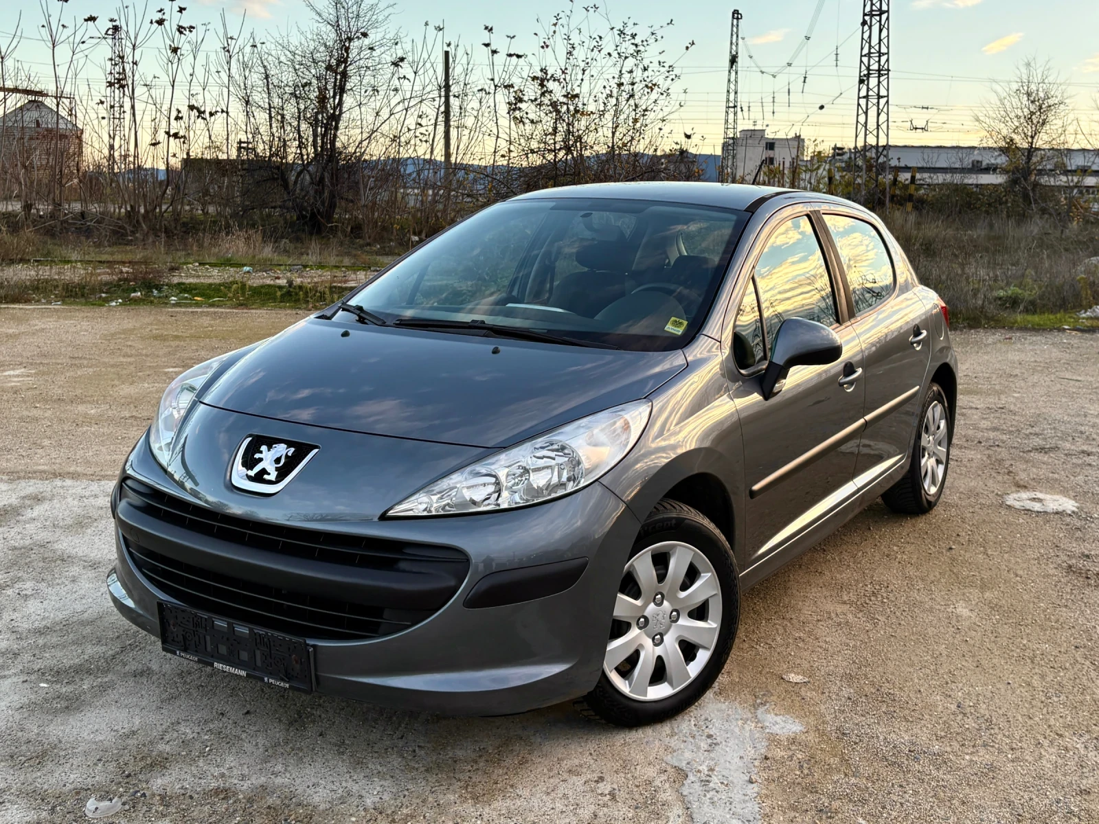 Peugeot 207 1.4i 75�.�. ������� �����* 153 000��*  | Mobile.bg � ����������� 1
