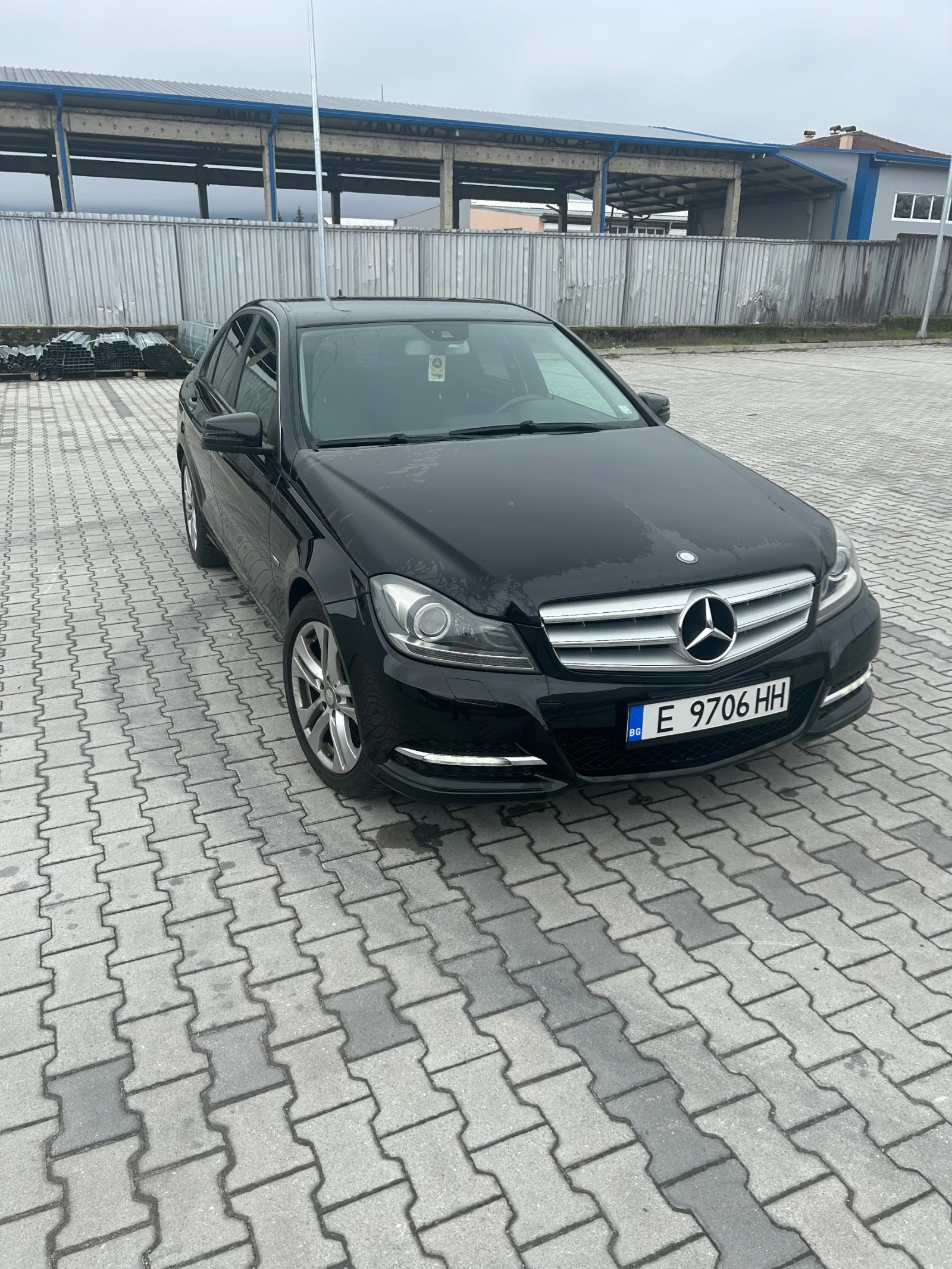 Mercedes-Benz C 200  - изображение 2