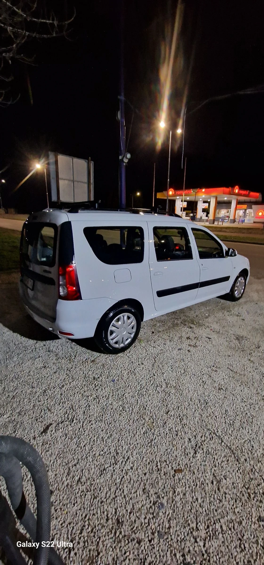 Dacia Logan Топ Състояние Обслужена, снимка 2 - Автомобили и джипове - 54142024