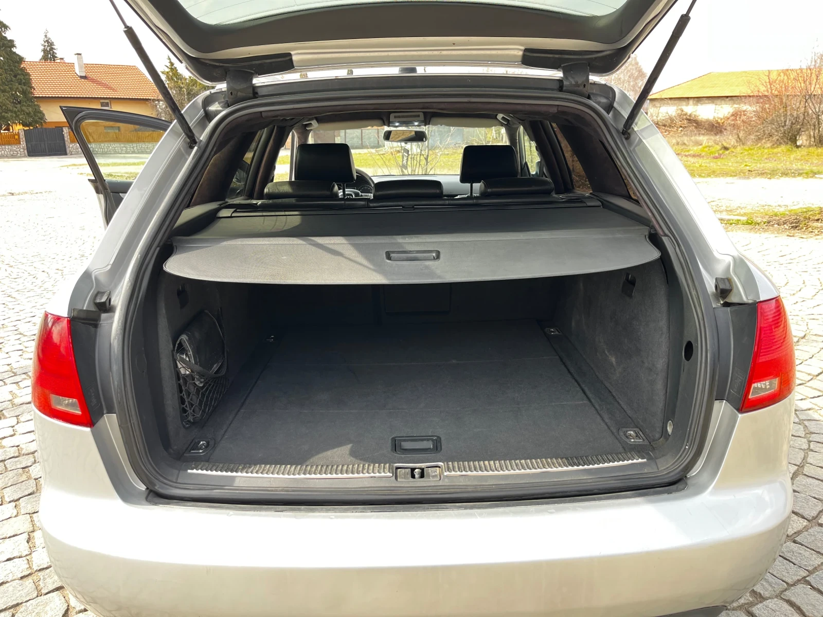 Audi A4, снимка 9 - Автомобили и джипове - 53984842