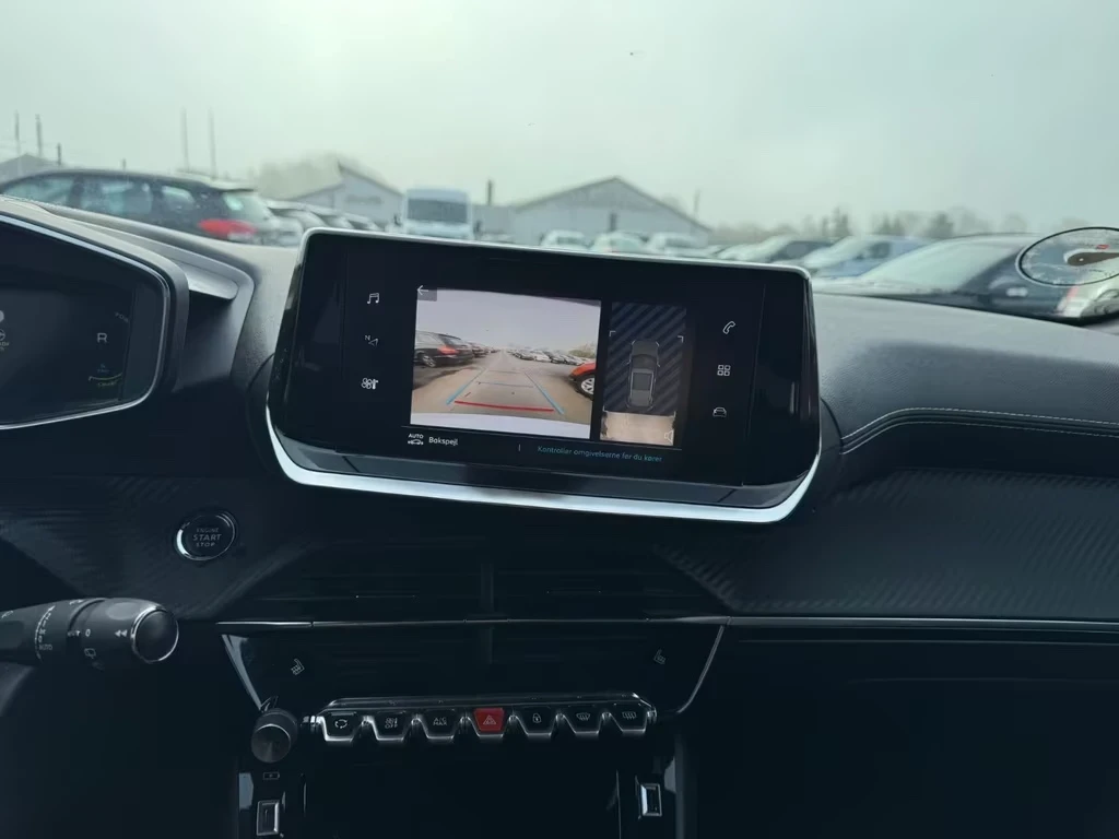 Peugeot 2008 e- Allure Electric 50 KW & 136 PS, снимка 8 - Автомобили и джипове - 54095660