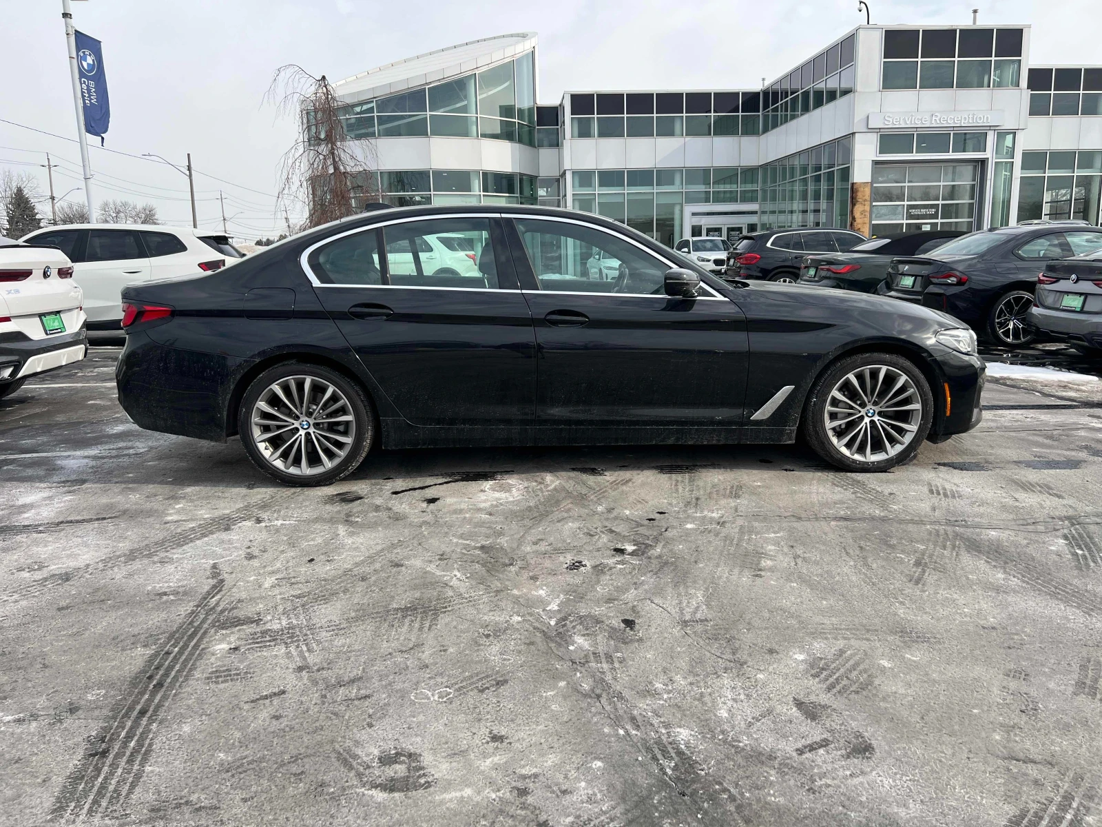 BMW 530 xDrive * * CARFAX * * АВТО КРЕДИТ * * , снимка 4 - Автомобили и джипове - 54178298