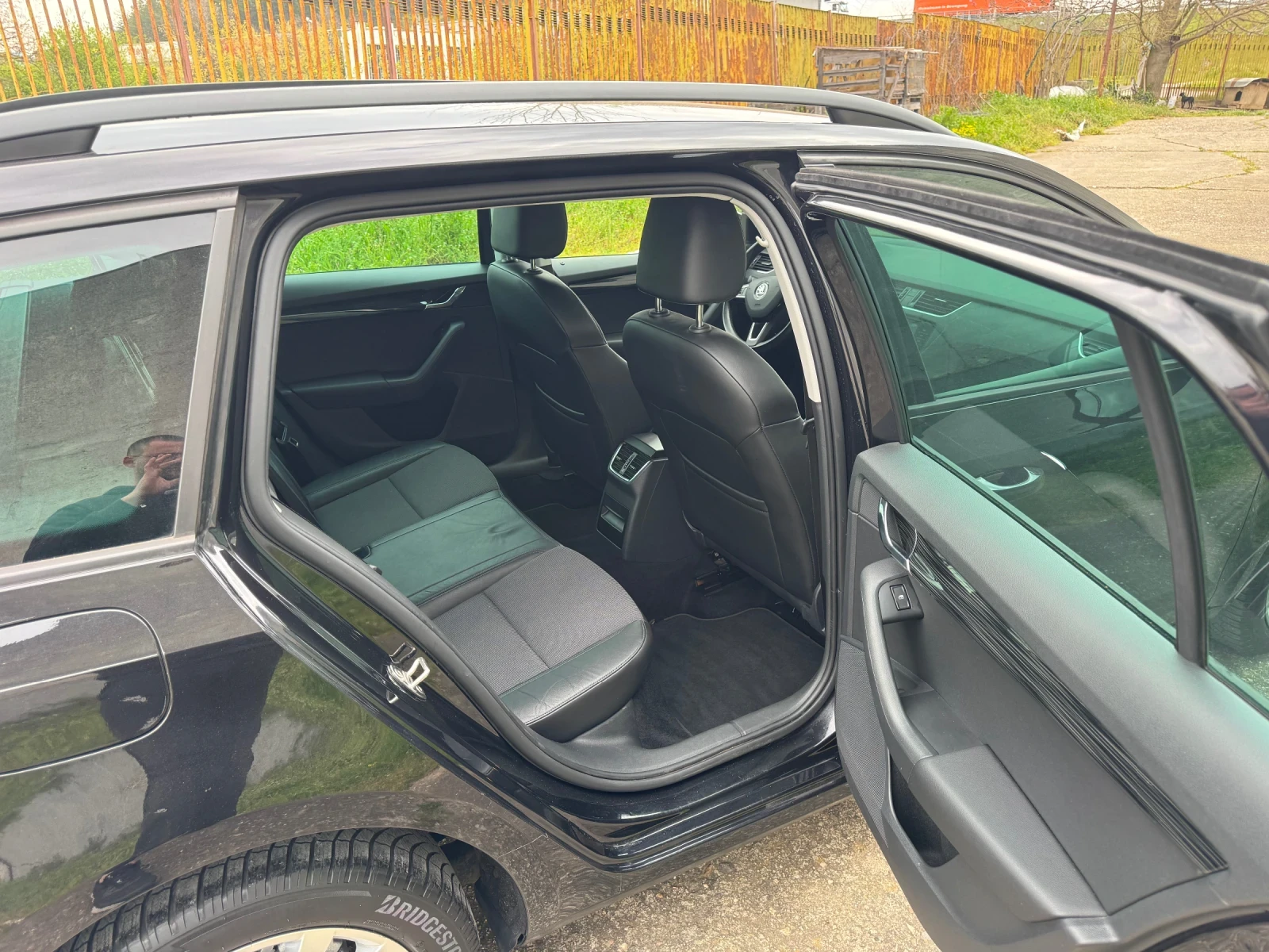 Skoda Octavia 2.0TDI DSG FACELIFT ELEGANCE , снимка 9 - Автомобили и джипове - 54249123