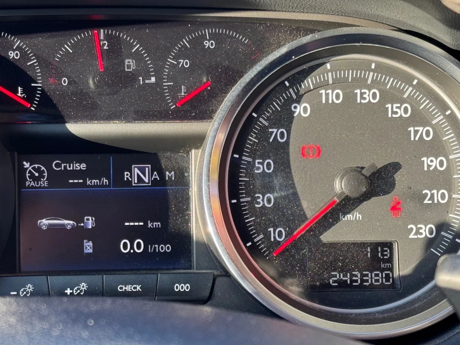 Peugeot 508 Hybrid , снимка 10 - Автомобили и джипове - 54544362