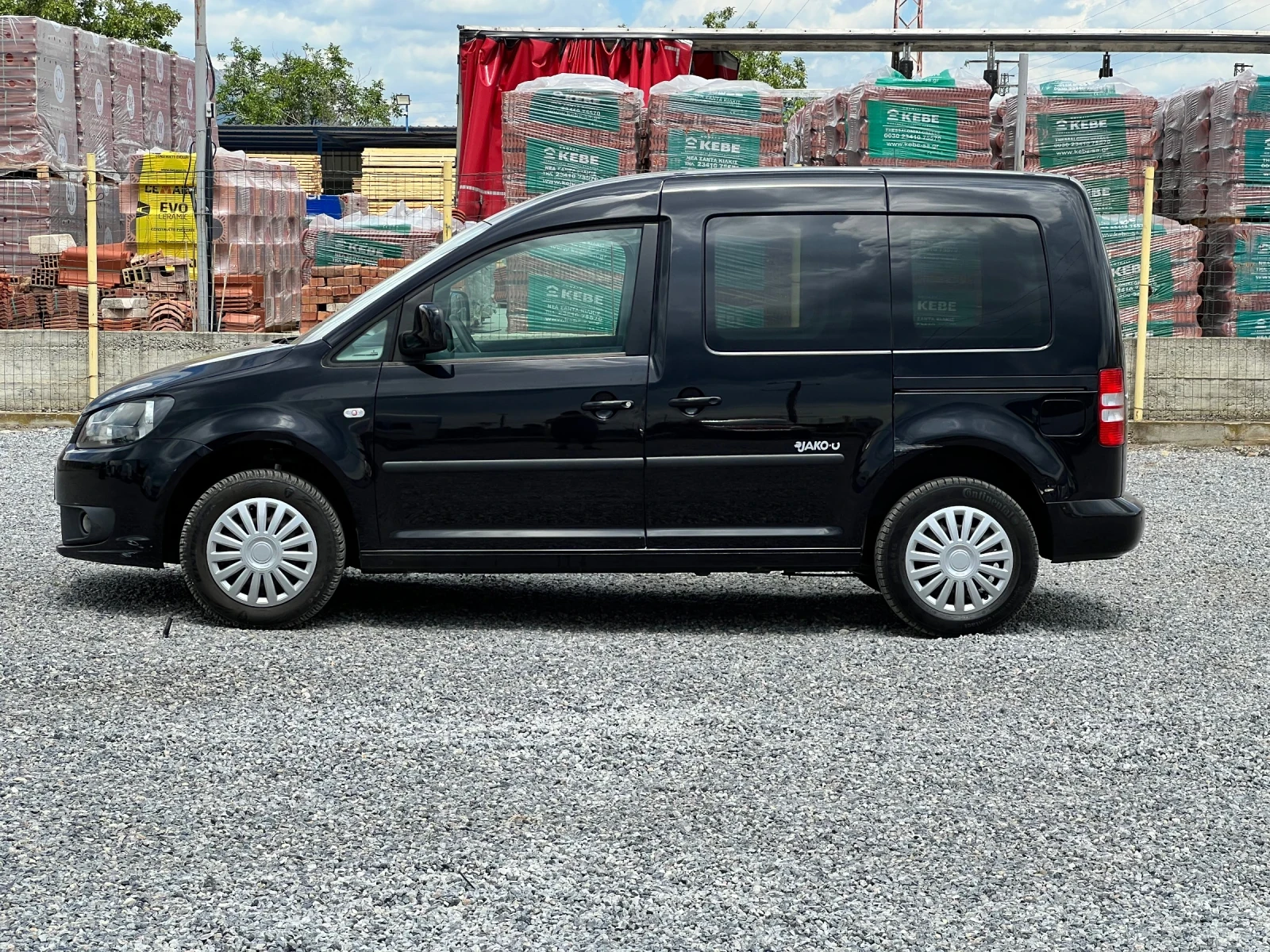 VW Caddy Life 5 места, снимка 4 - Автомобили и джипове - 54574535