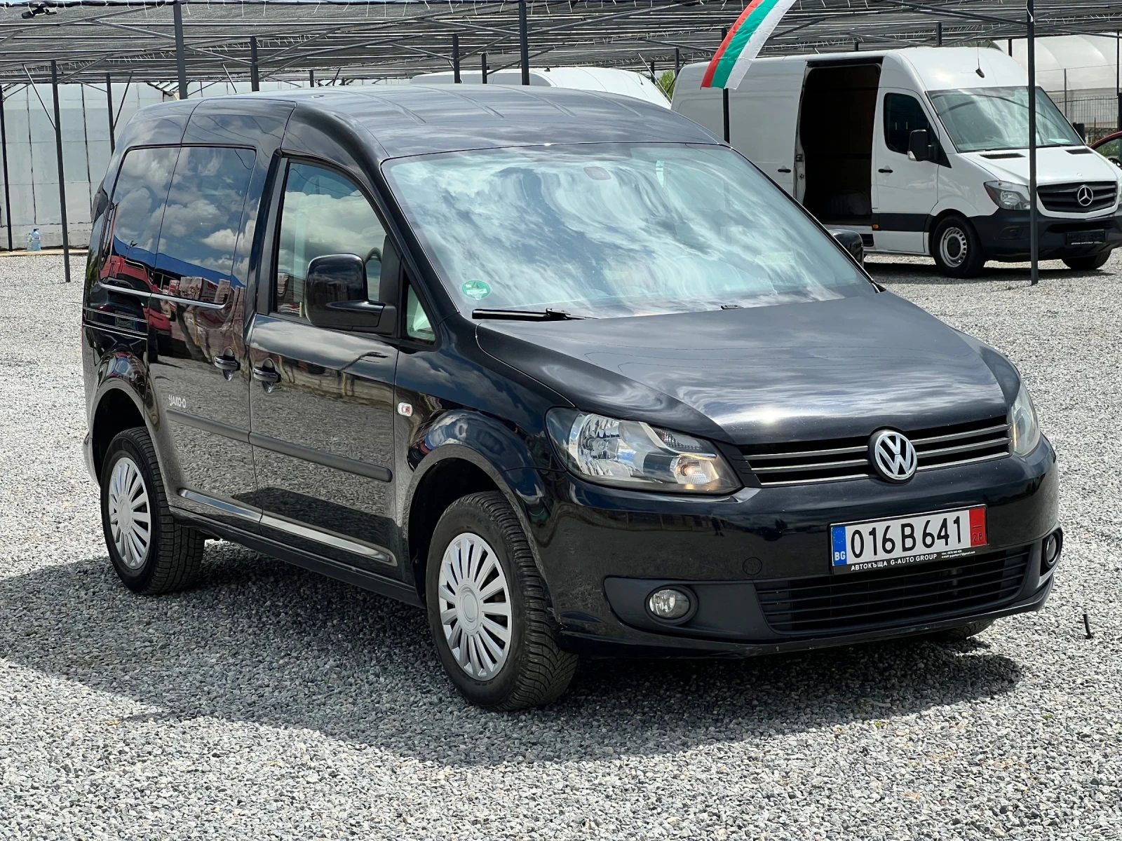 VW Caddy Life 5 места