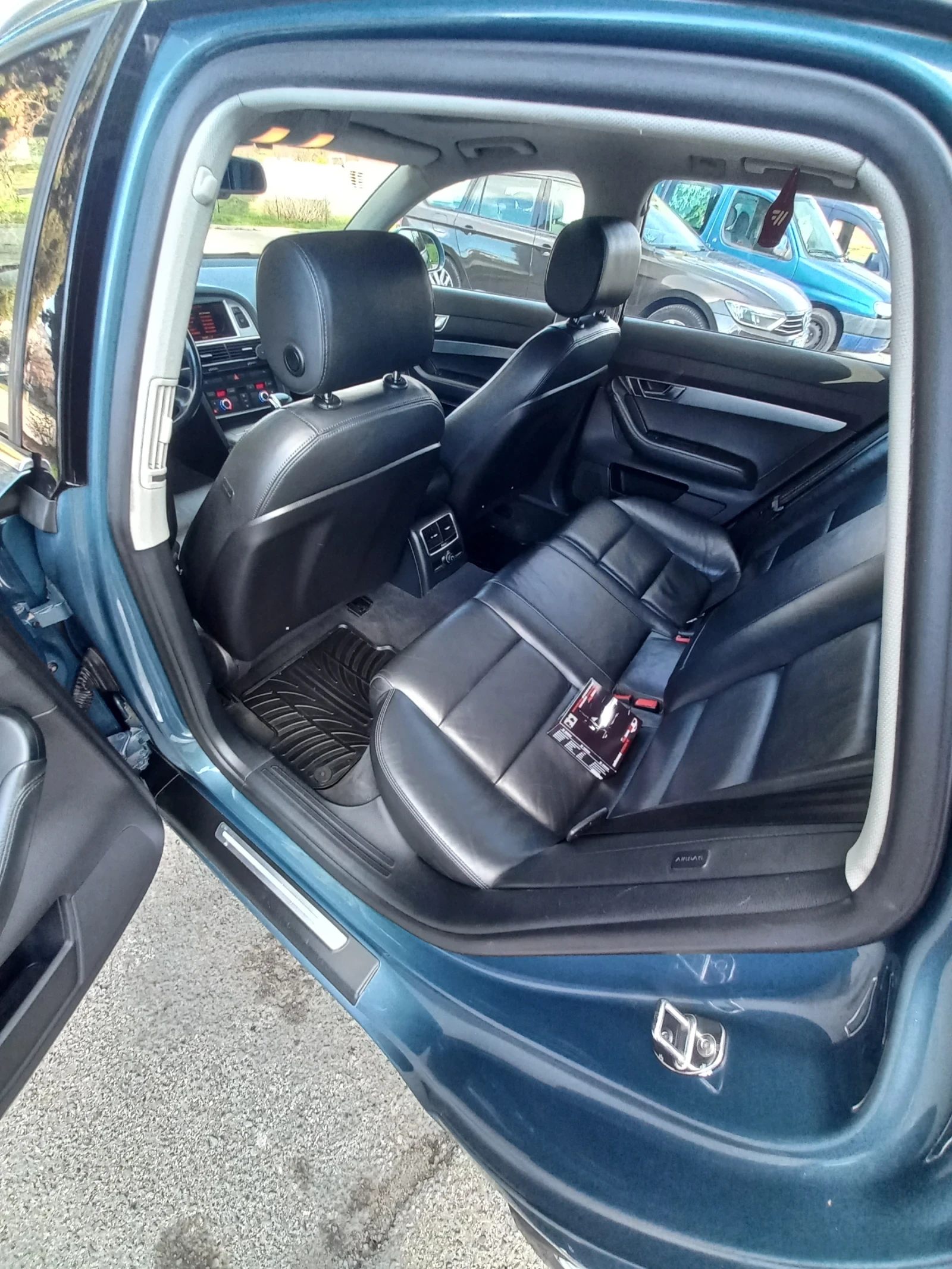 Audi A6 3.0 TDI QUATTRO 240PS , снимка 12 - Автомобили и джипове - 55033036