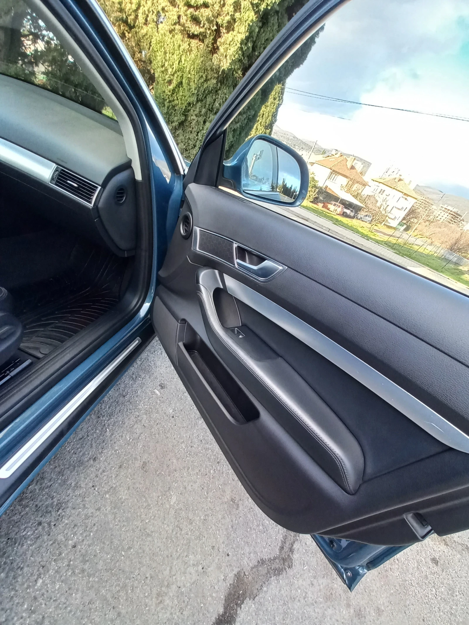 Audi A6 3.0 TDI QUATTRO 240PS , снимка 5 - Автомобили и джипове - 55033036