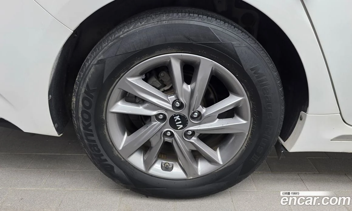 Kia K5 2.0 LPI Rental Car Luxury, снимка 5 - Автомобили и джипове - 55669050