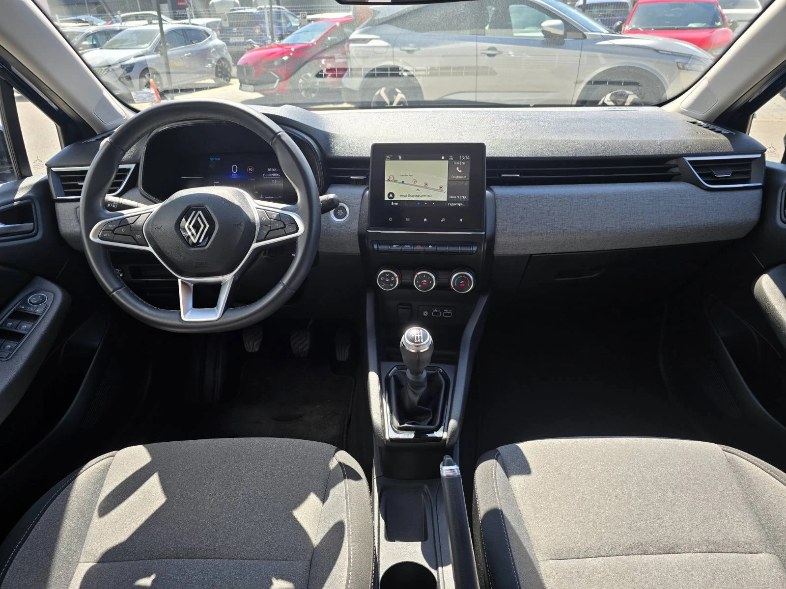Renault Clio 1.0 TCe 100 LPG, снимка 7 - Автомобили и джипове - 56015326