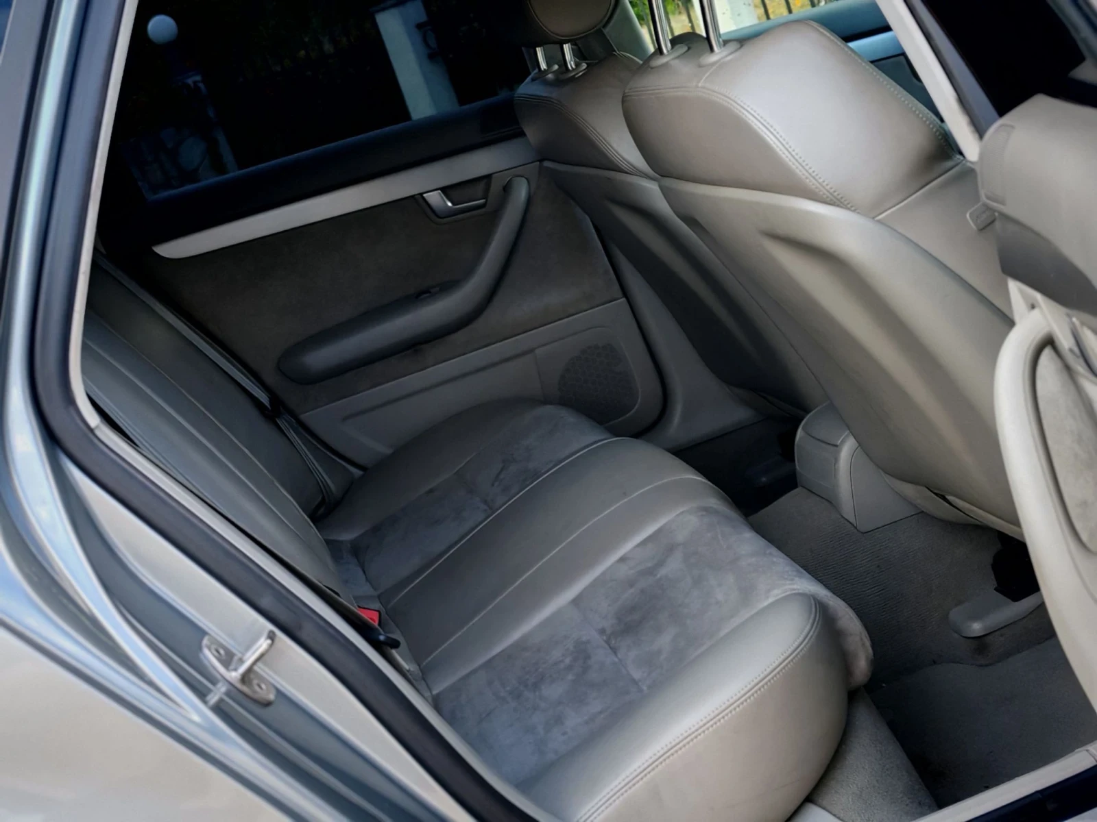 Audi A4 2.0TDI(140)* QUATTRO* EXCLUSIVE* НОВ ВНОС* , снимка 15 - Автомобили и джипове - 56184024