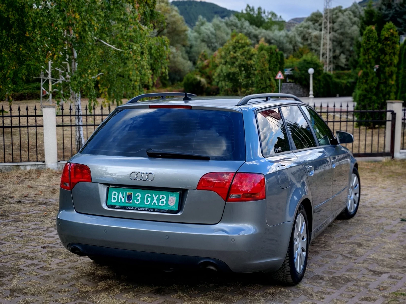 Audi A4 2.0TDI(140)* QUATTRO* EXCLUSIVE* НОВ ВНОС* , снимка 6 - Автомобили и джипове - 56184024