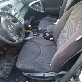 Toyota Rav4 2.2 d4d, снимка 5