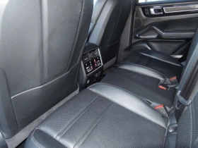 Porsche Cayenne CARFAX - 30900 € / 60435.15 лв. - 63581201 8