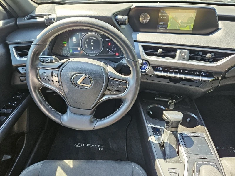 Lexus UX 250h Full extra 58000km, снимка 13 - Автомобили и джипове - 46734114