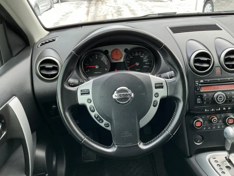 Nissan Qashqai 2.0 TDI, снимка 11 - Автомобили и джипове - 48682989