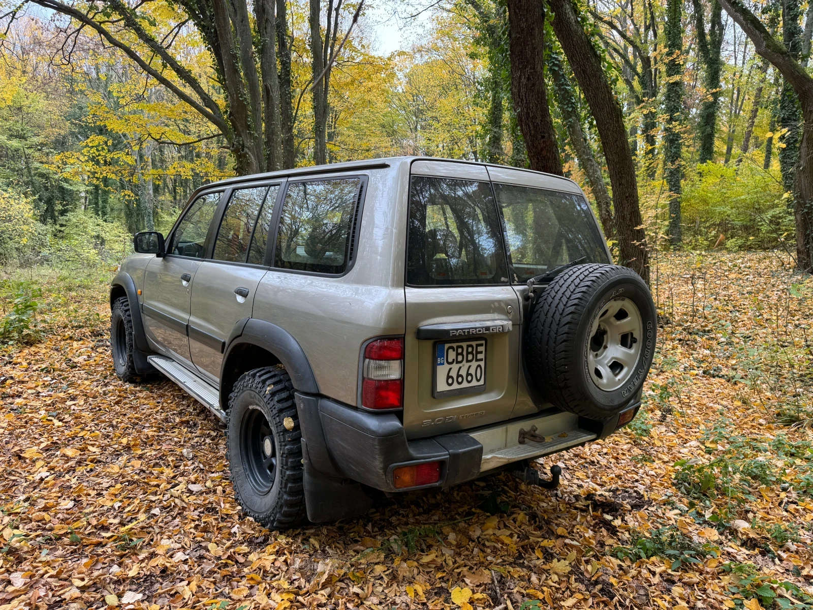 Nissan Patrol 3.0 КЛИМАТИК  - изображение 4