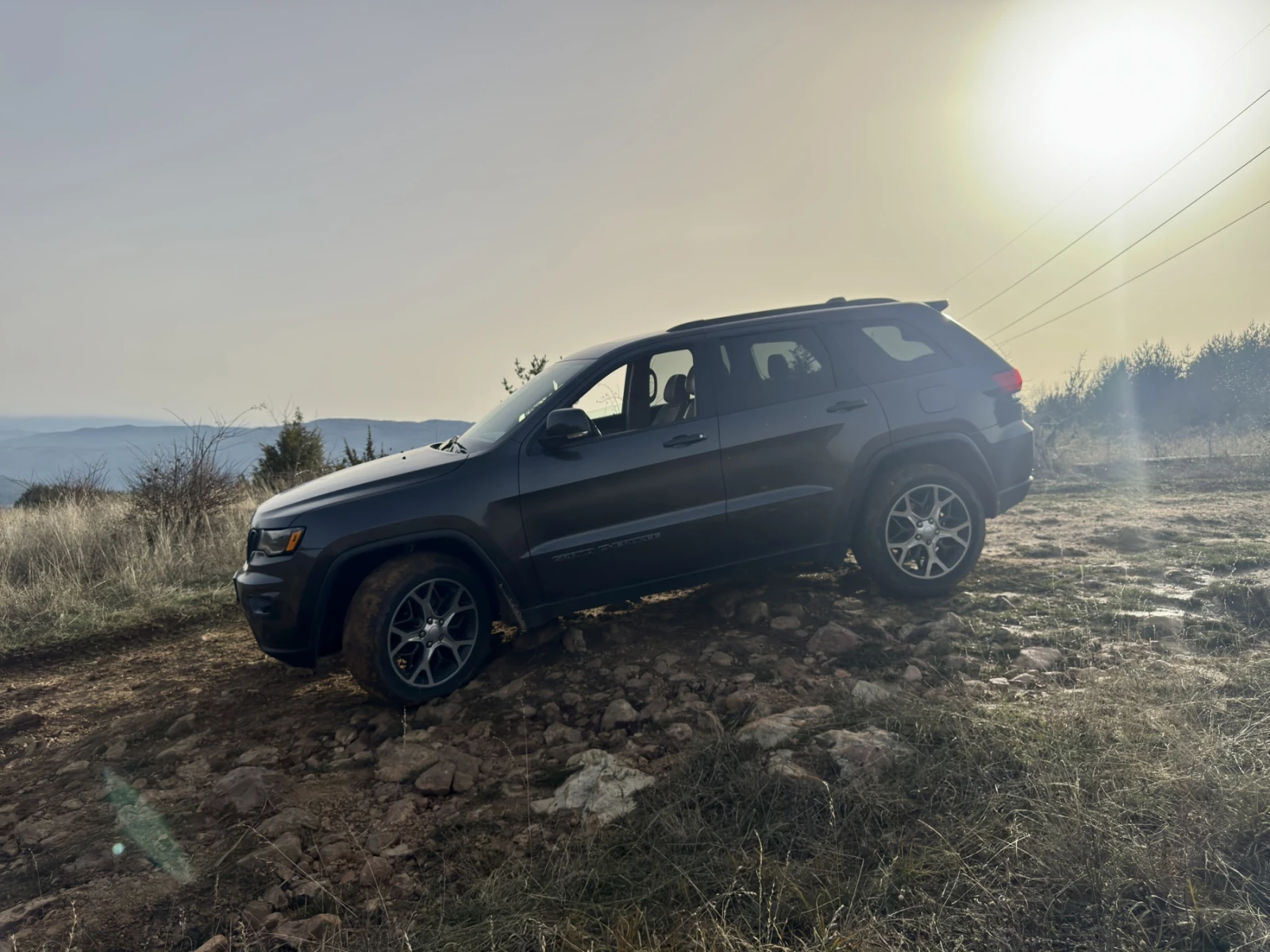 Jeep Grand cherokee Limited 4х4 нови зимни гуми,  автокаско, обслужен - изображение 2