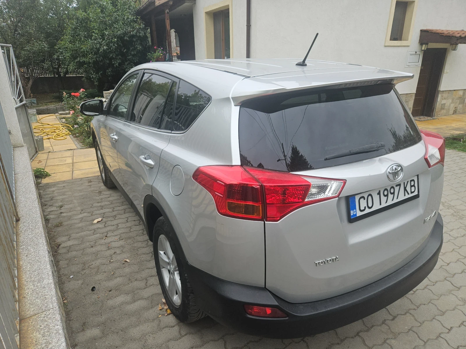 Toyota Rav4 2.0 D 126 к.с. FWD - изображение 3